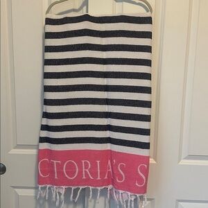 Victoria Secret Logo Black Stripe 100% Cotton Classic Beach Towel Blanket 40x56”